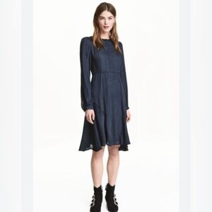 H&M Navy Blue Long Sleeve Dress